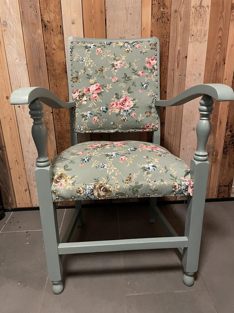 Geef je stoelen een tweede leven