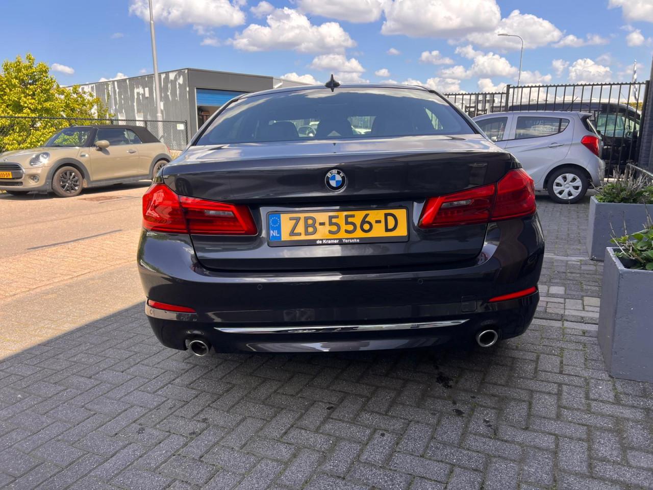 BMW 5-serie 520i High Executive