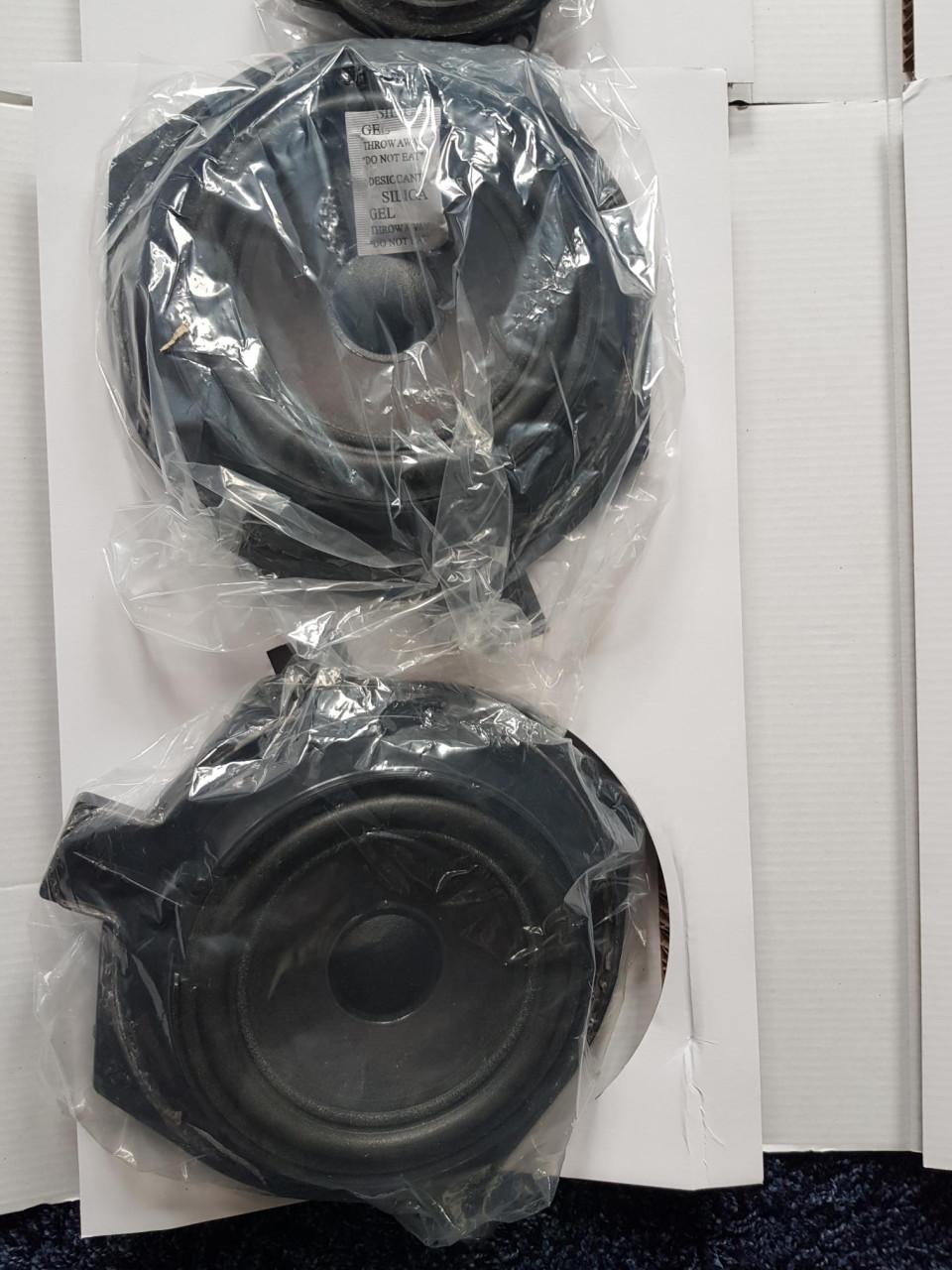 BMW speakerset Harman Kardon