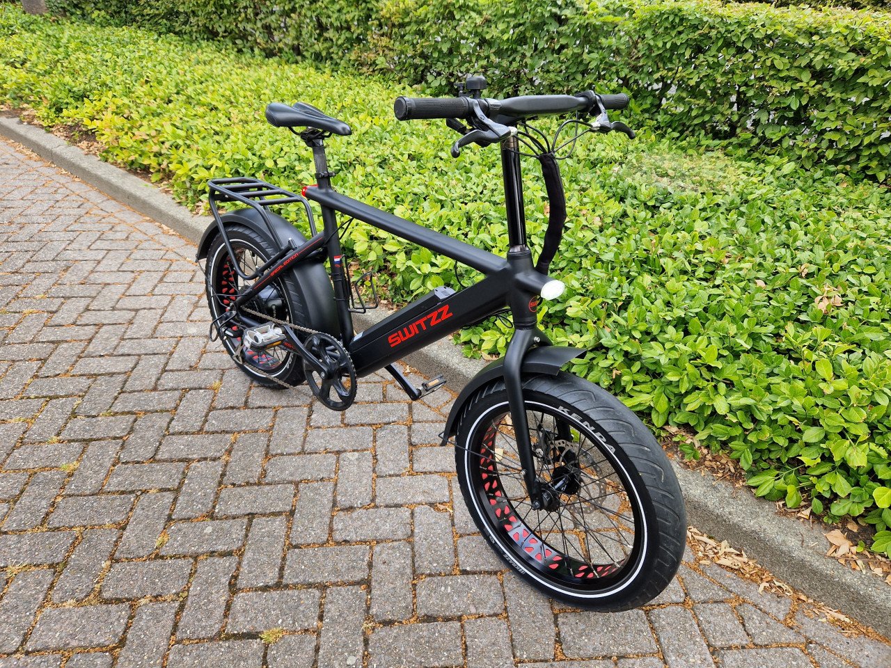 Super gave Switzz fatbike