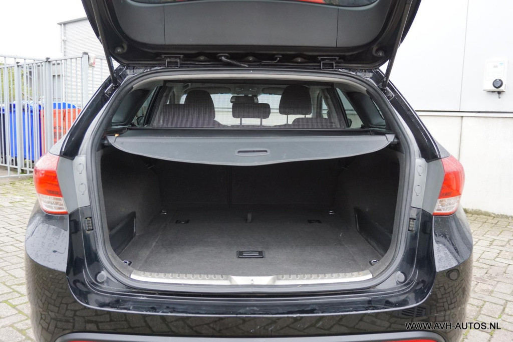 Hyundai I40 wagon 1.6 gdi blue business edition