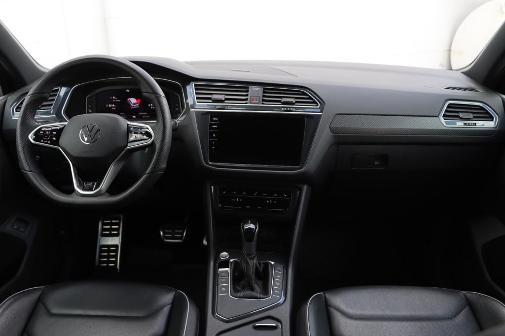 Volkswagen Tiguan 1.4 tsi ehybrid r-line business + 245pk dsg6