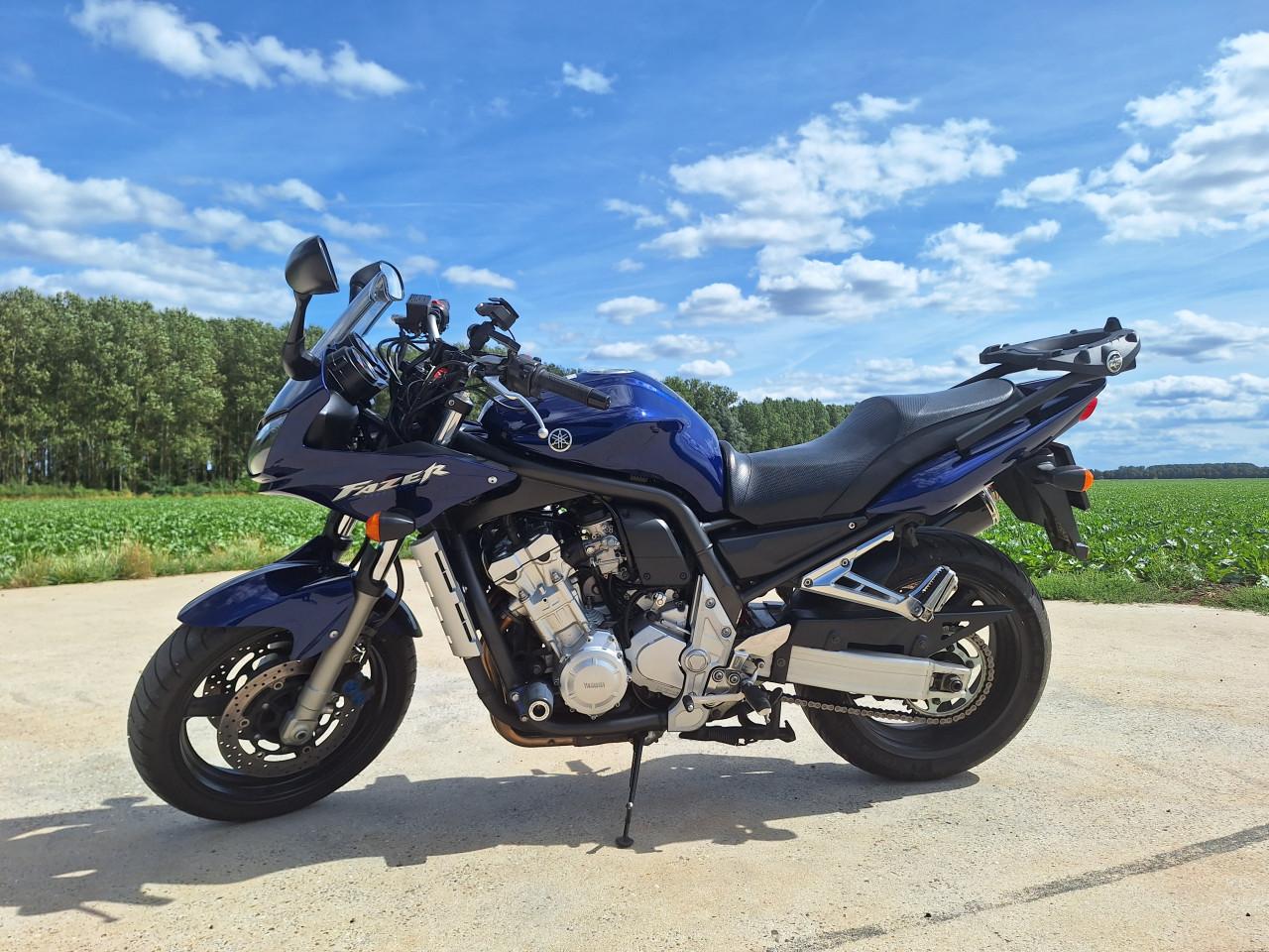 Yamaha Fazer 1000 (2004) incl. topkoffer