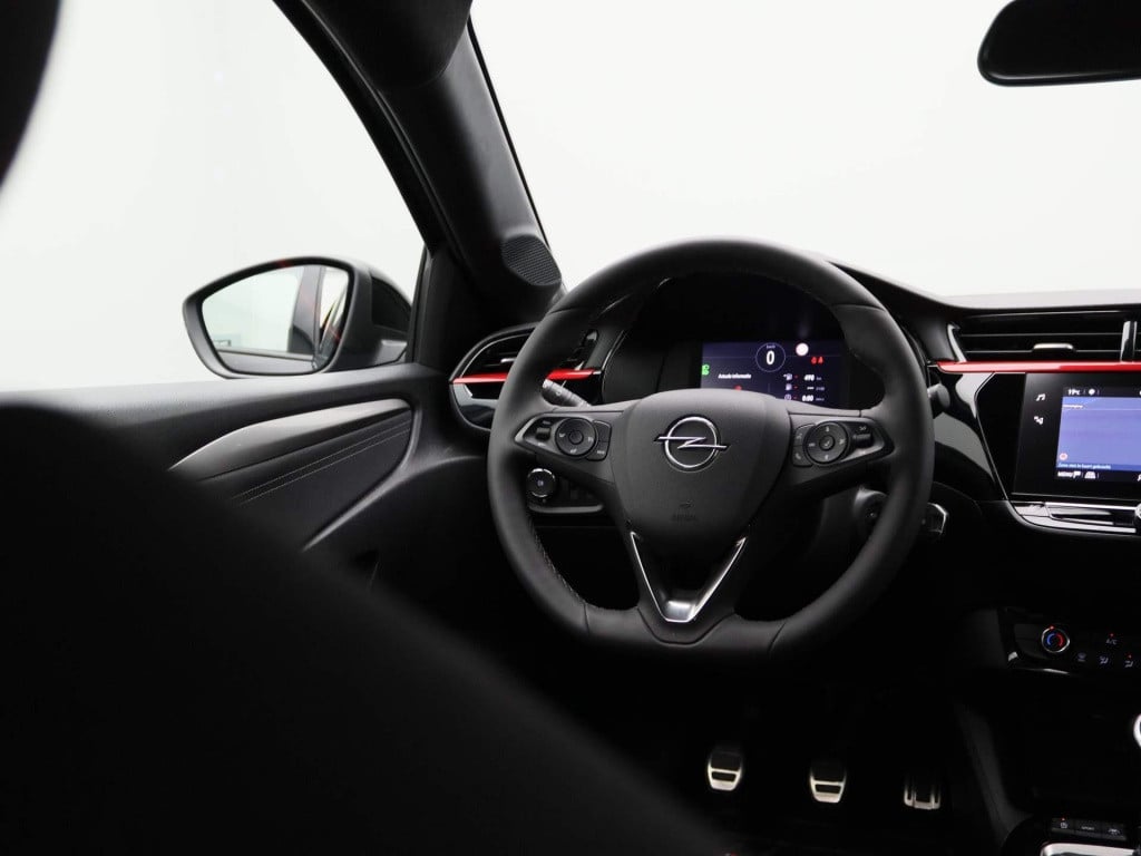 Opel Corsa 1.2 level 4 | navigatie | apple carplay / android auto | airco |