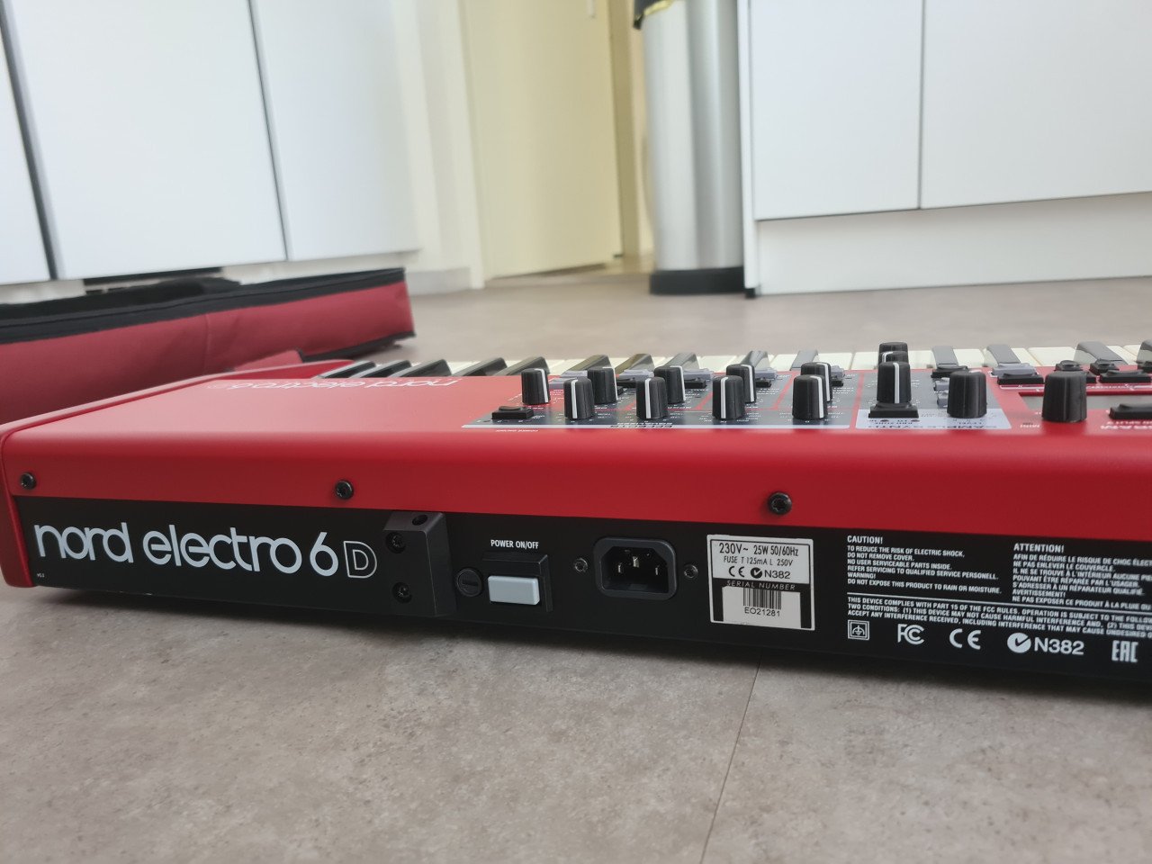 Nord Electro 6d 61 toetsen