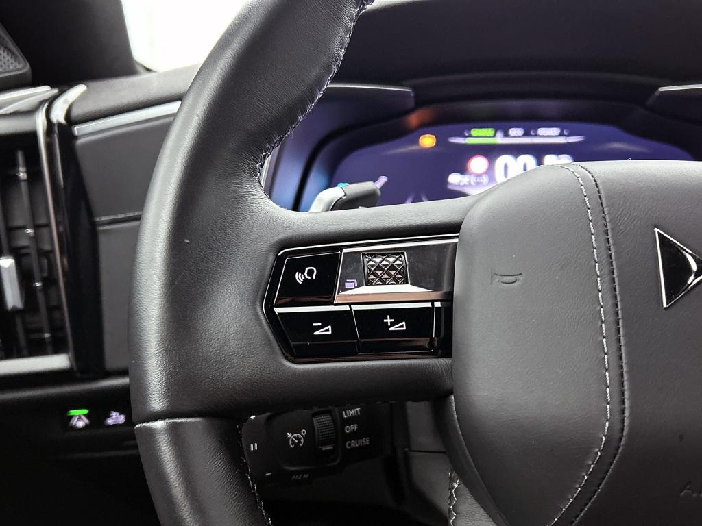 Ds Ds 9 e-tense rivoli+ 250 | rijklaar | lounge achterbank |