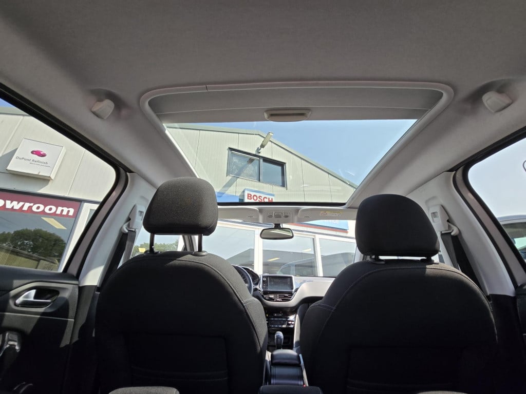 Peugeot 208 1.2 puretech allure