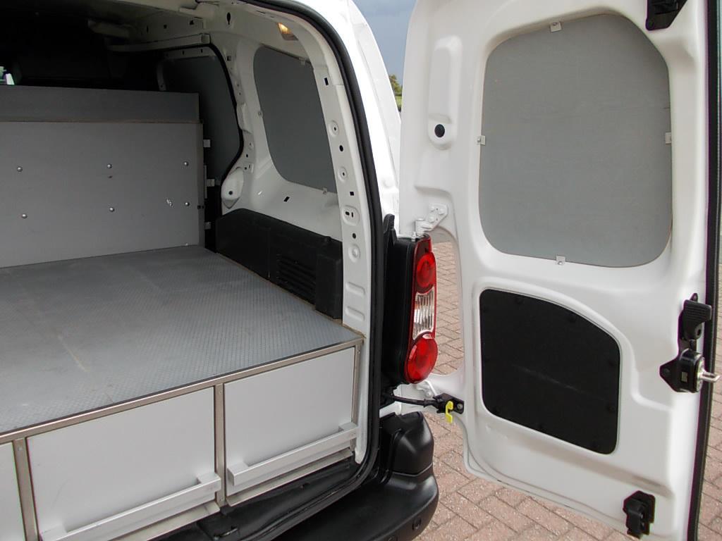Peugeot Partner 1.6 hdi airco, cruise-contr., pdc, parrot