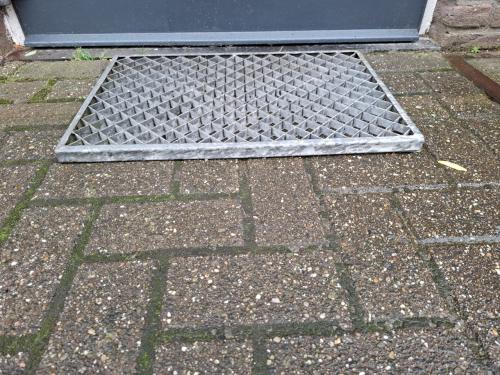 Verzinkt deurrooster