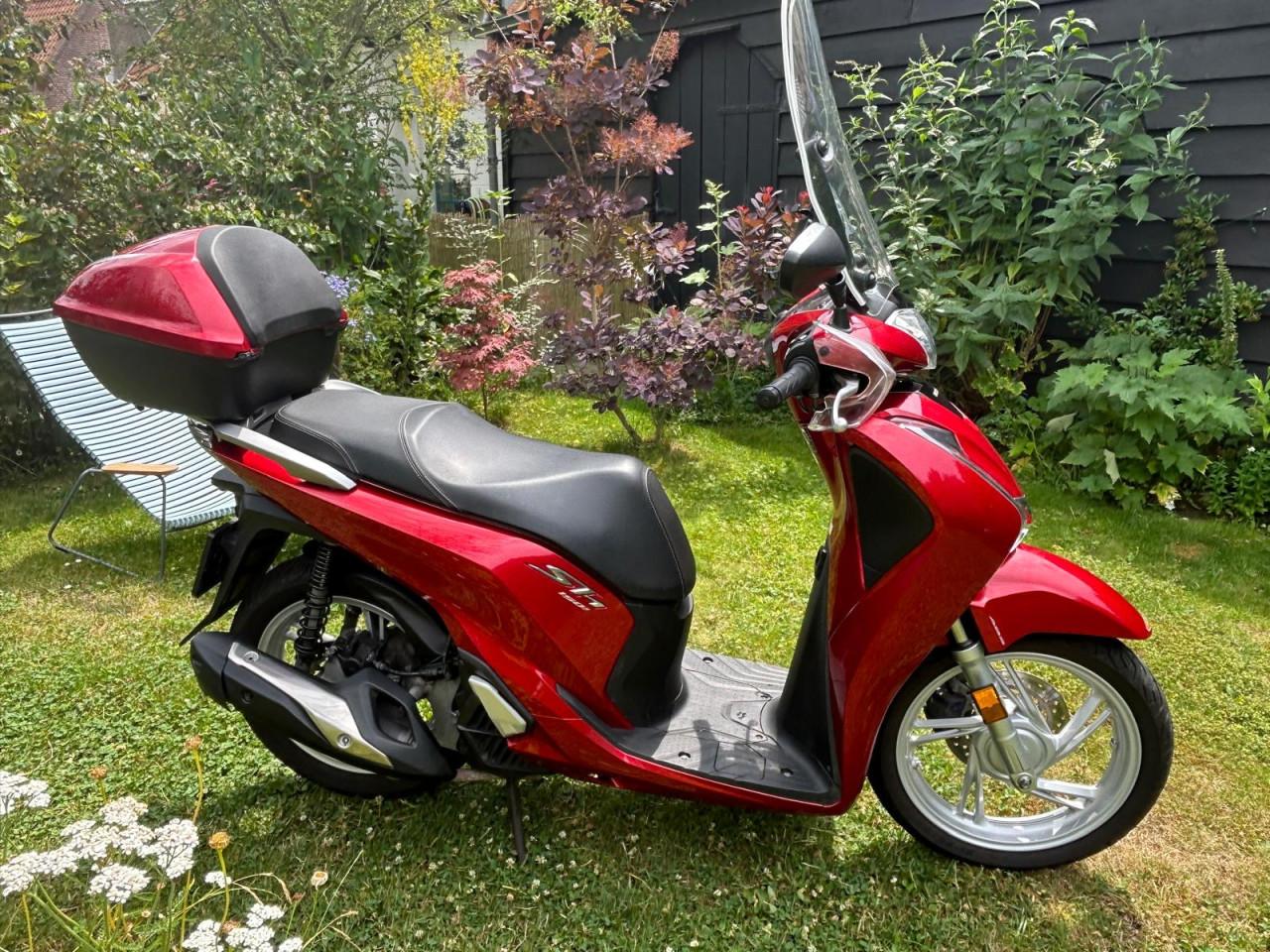 Honda sd 150i motorscooter
