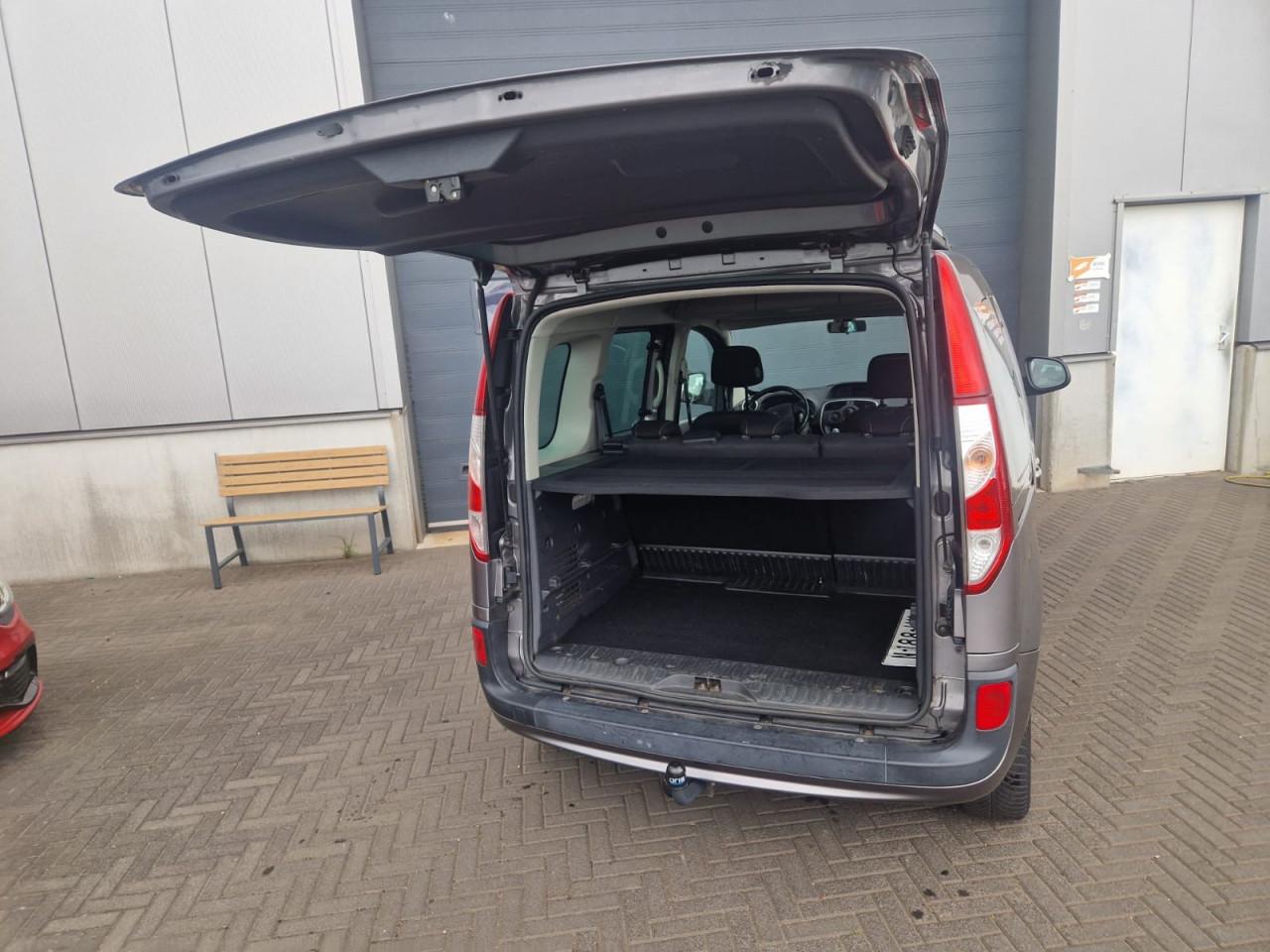 TE KOOP RENAULT KANGOO 1.2 TCE LIMITED START/STOP EURO 6 MPV