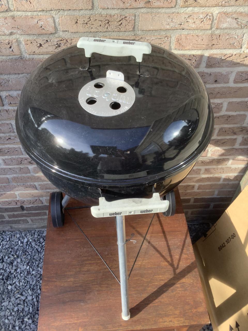 BBQ van Weber. Rond ca 45cm.