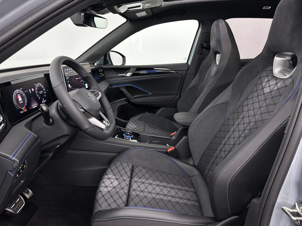 Volkswagen Tiguan r-line-edition 1.5 ehybrid 150 kw / 204 pk suv 6 v