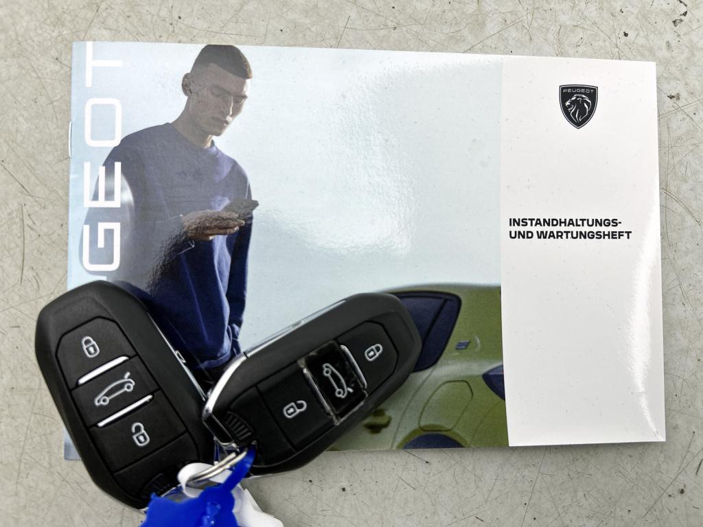 Peugeot 3008 hybrid 145 pk automaat gt | elektrische achterklep | alcantara