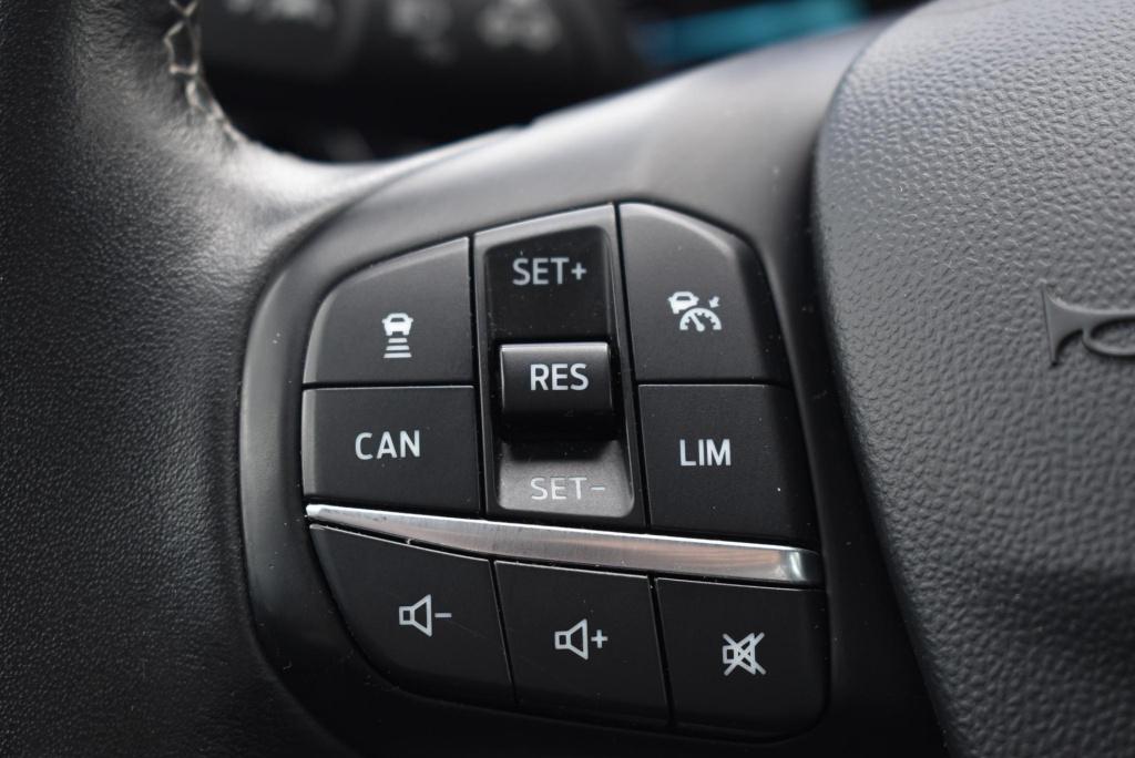 Ford Fiesta 1.0 ecoboost titanium | climate control | adaptive cruise contr