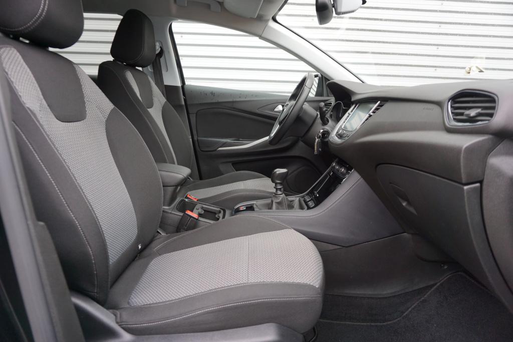 Opel Grandland X 1.2 turbo innovation climate / navi / cruise / elektr. ram