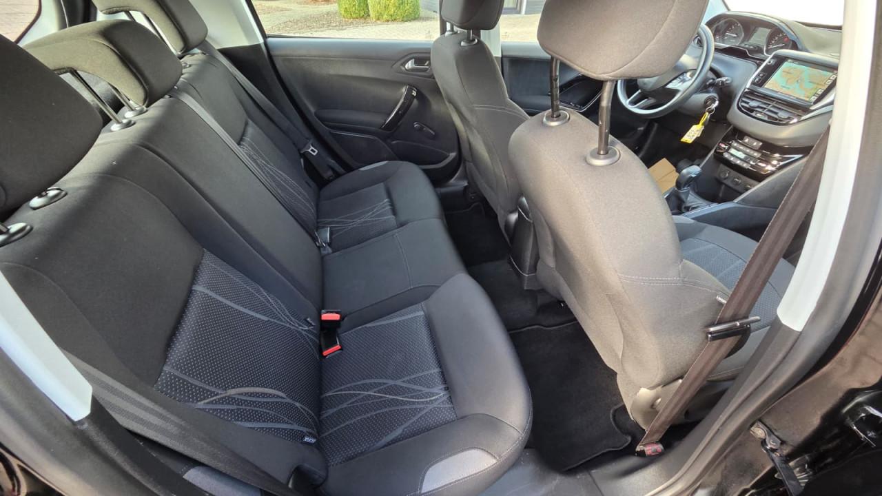 Peugeot 208 1.2 VTi Envy| N.A.P | NETTE AUTO