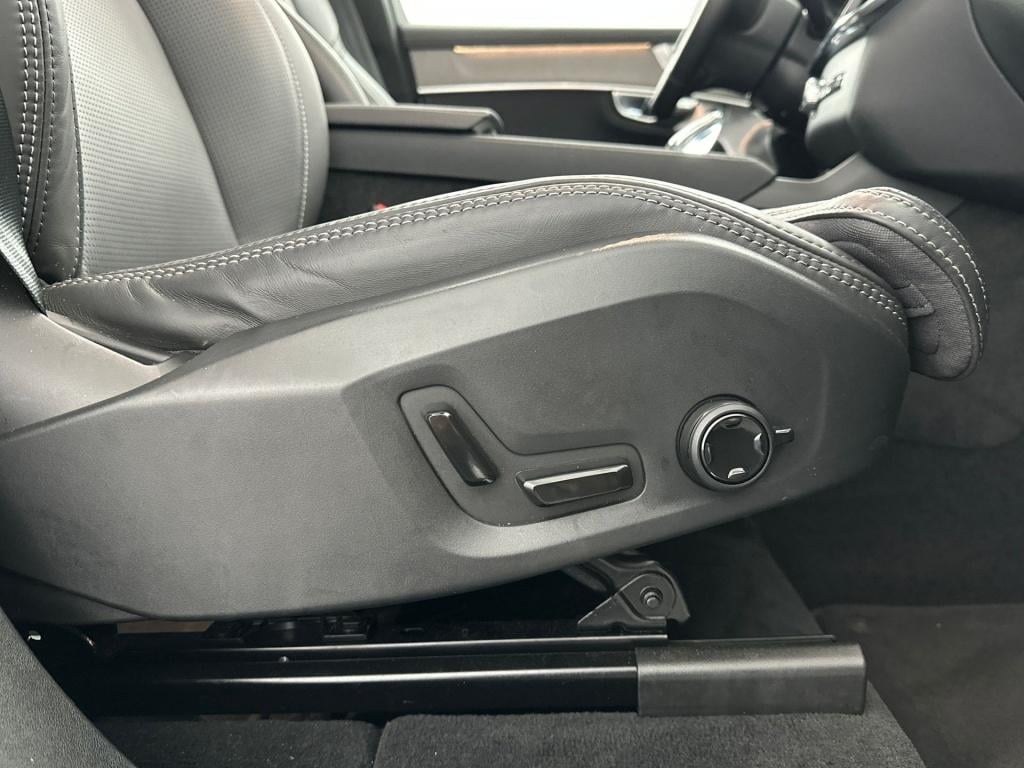 Volvo XC90 t8 455pk recharge ultra dark| b&w audio| trekhaak| luchtvering