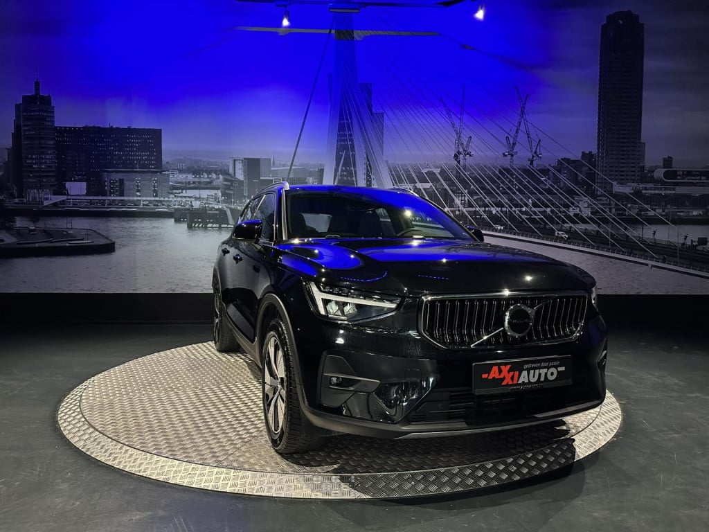 Volvo XC40 1.5 t4 plug-in hybrid plus bright *winterpack*h&k*camera