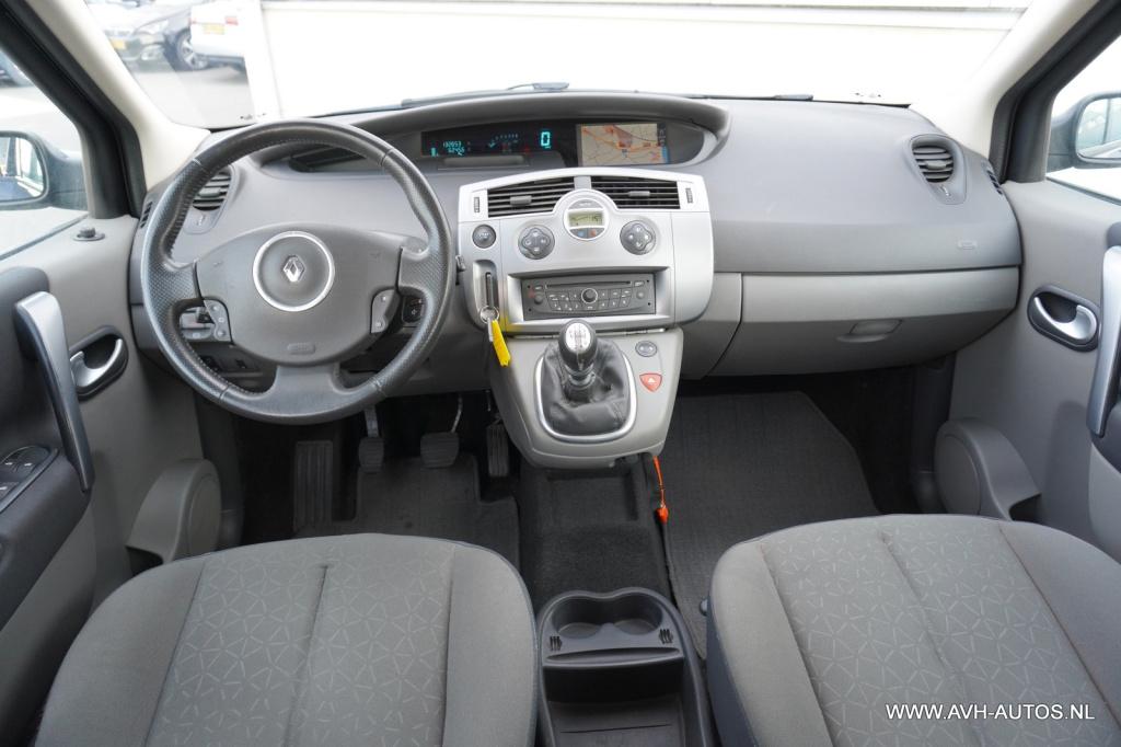 Renault Scenic 1.6-16v business line