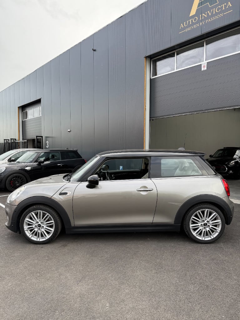 Mini Cooper 1.5 - chili - pano