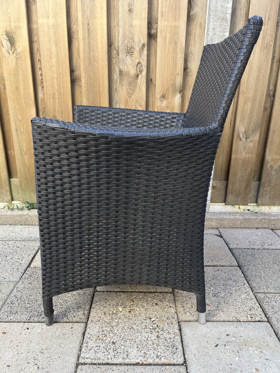 5 Zwarte stoelen