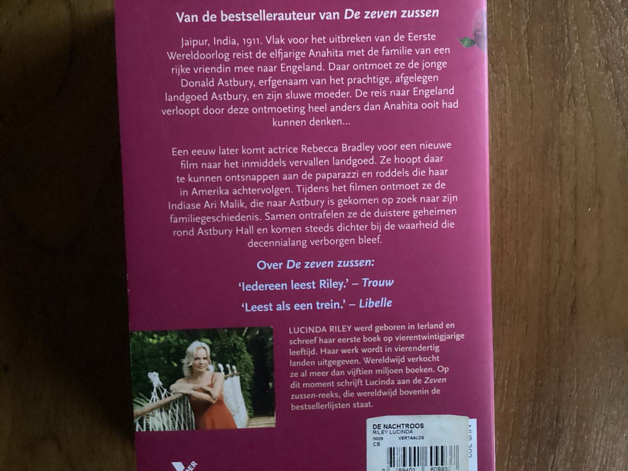 Lucinda Riley: DE OLIJFBOOM en DE NACHTROOS