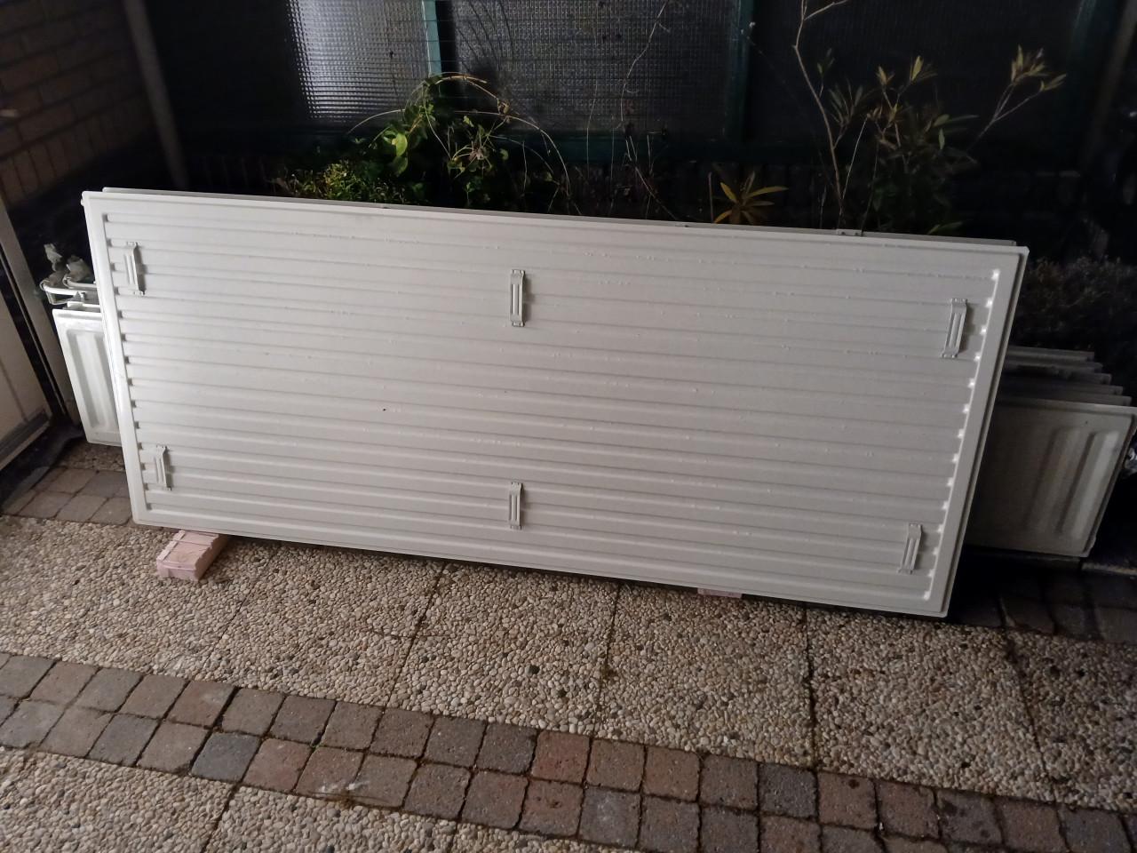 Radiator H 180 x B 75 type 21