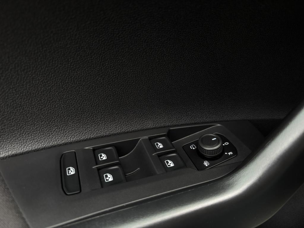 Volkswagen Polo 1.0 life edition | adaptive cruise | carplay-android auto |