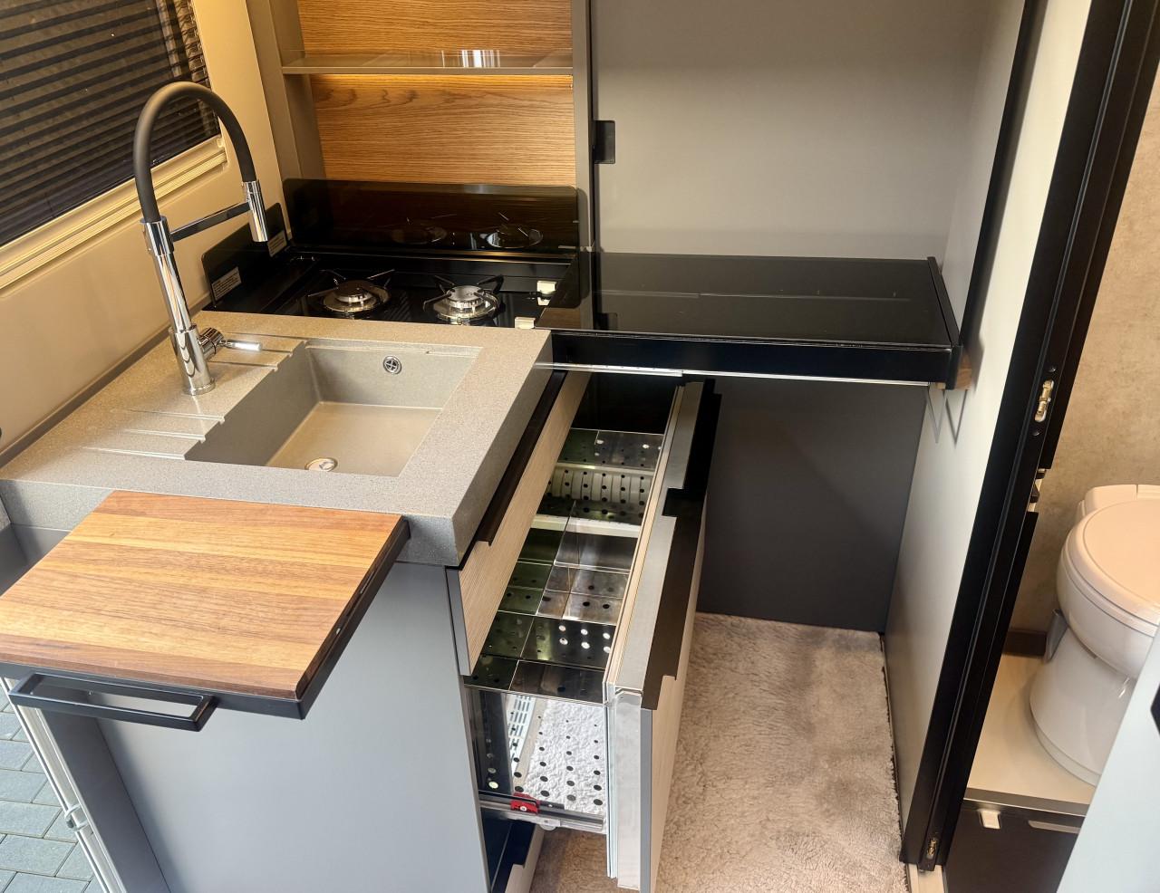 Niesmann+Bischoff  Ismove 7.3 E Clou Line