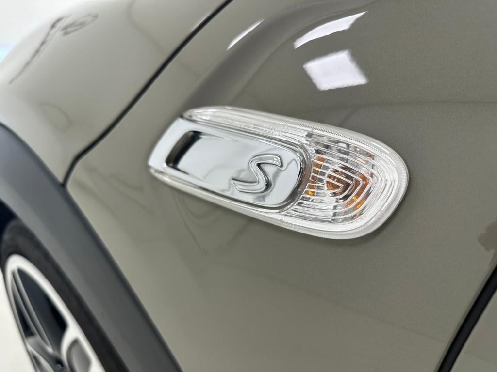 Mini 5-deurs 2.0 cooper s jcw | emerald grey | harman/kardon | yours interi