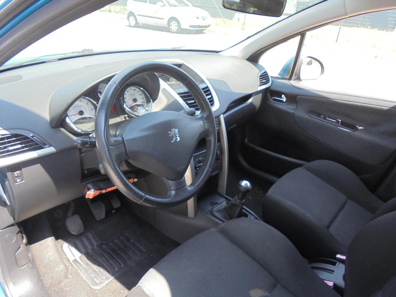 207 Vti Look 1.4 leuke ZO MEENEEM auto Apk Juni 2027 met N.A.P  €1350