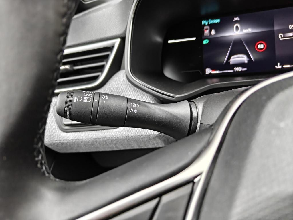 Renault Clio 1.0 tce 90 gpf techno camera, navigatie, apple/android auto