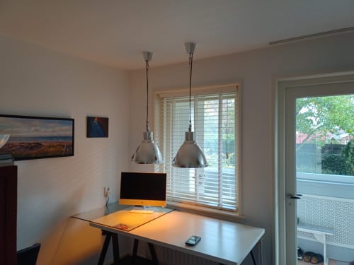 2 industriële hanglampen (EF Frantzen)