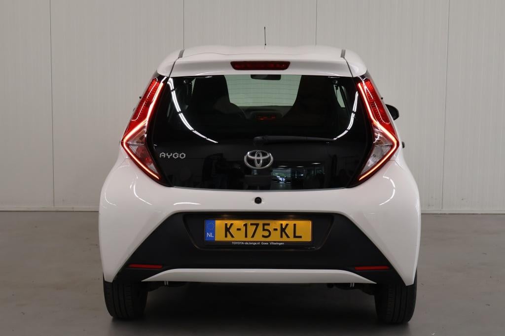 Toyota Aygo 1.0 vvt-i x-fun