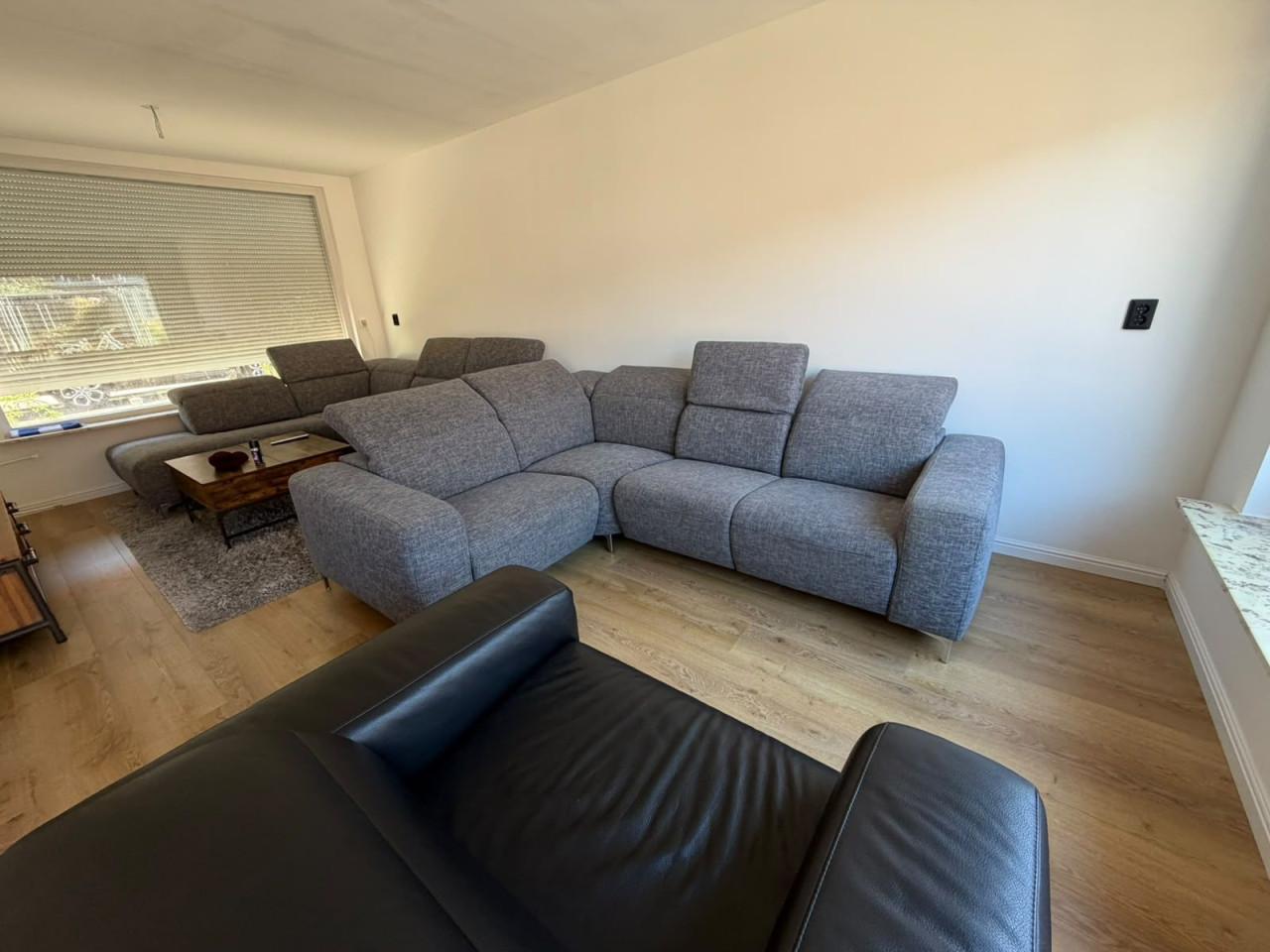 Te koop mooie Linkse hoekbank en lederen club seat.