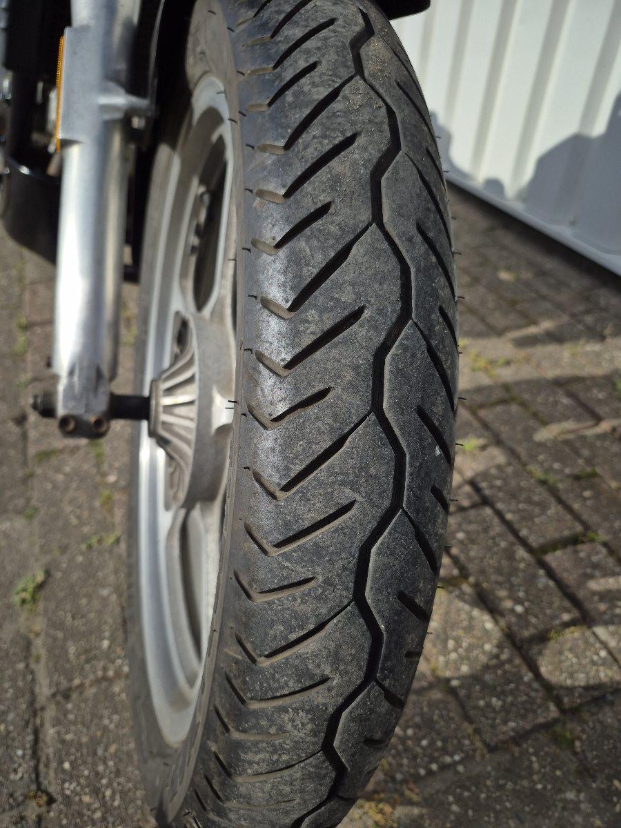 Honda Supermagna VF700c