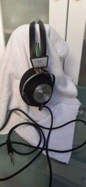 Sony stereo vintage headphone type DR-5A