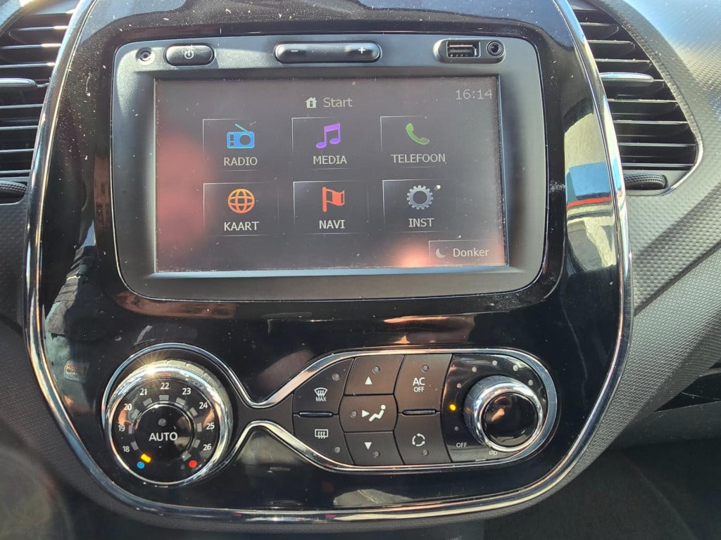 Renault Captur 1.2 tce helly hansen, automaat!