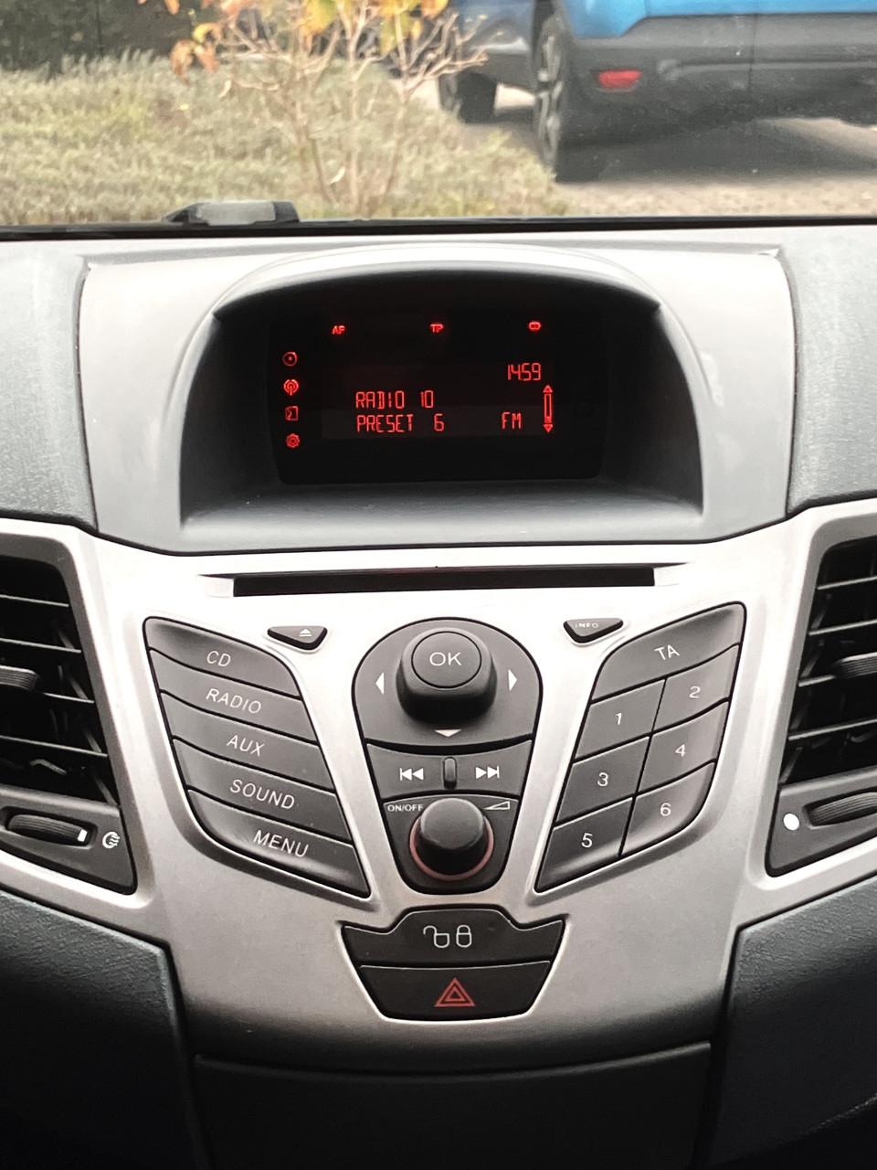 FORD FIESTA  automaat