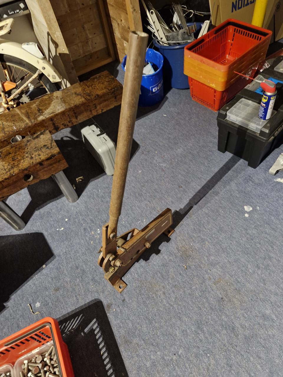 Plaatschaar met hefboom