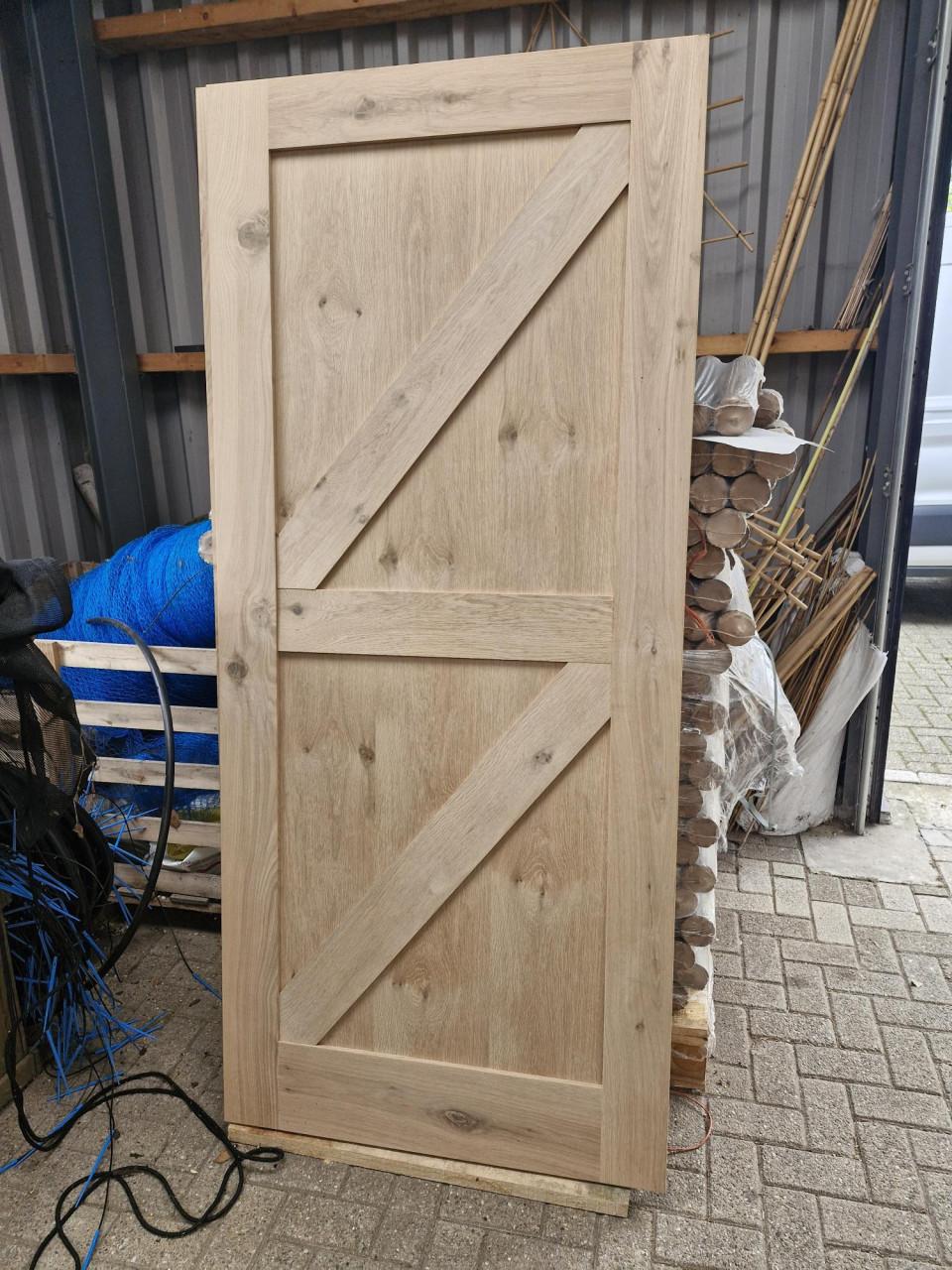 Eiken schuif deur