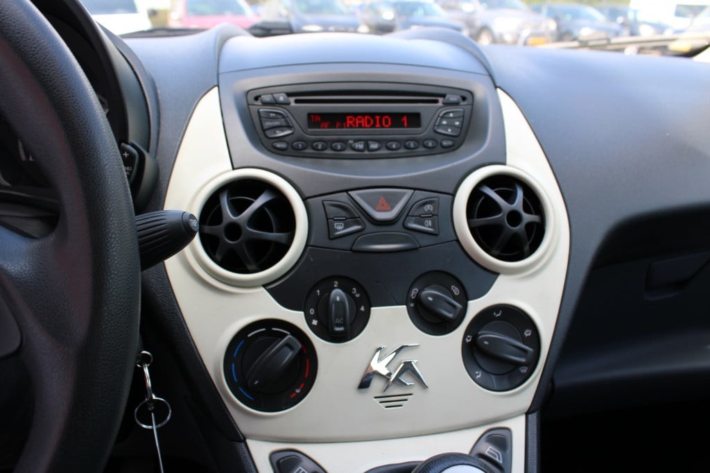 Ford KA 1.2 comfort s/s / mooie km stand