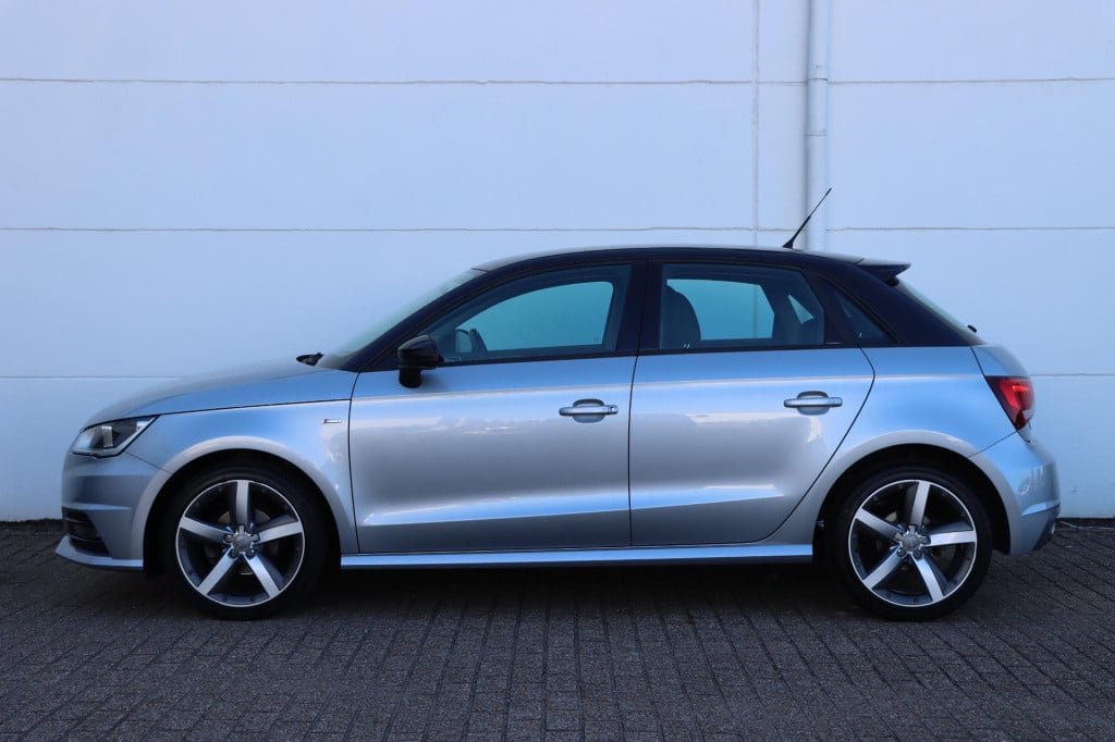 Audi A1 Sportback 1.0 tfsi adrenalin