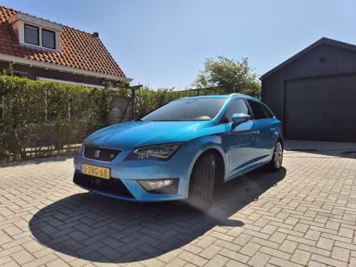 Seat Leon 1.4 TSI FR 150PK Blauw