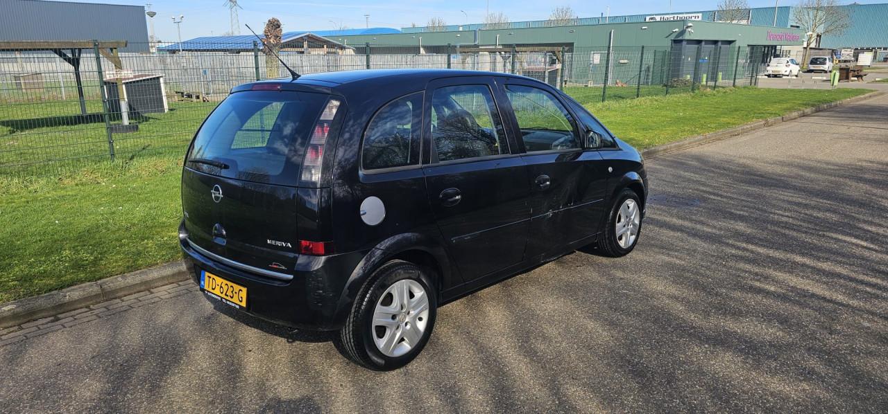 Opel Meriva 1.4-16V Cosmo Airco! Bij aflevering 1 voljaar apk!