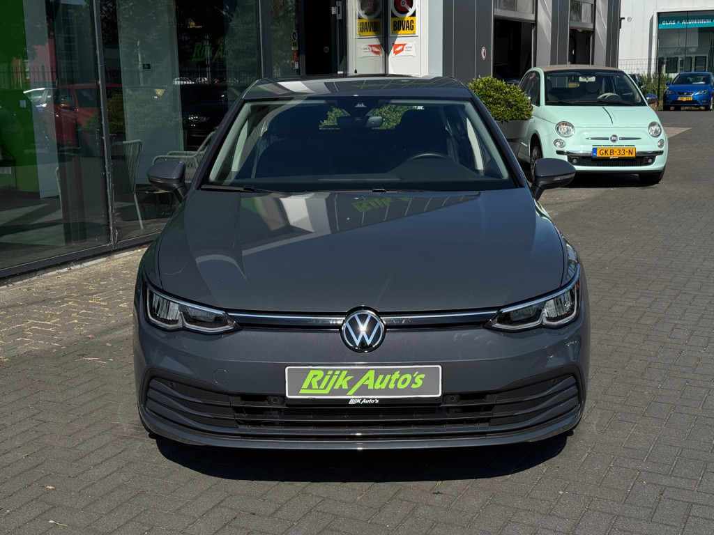Volkswagen Golf 1.0 etsi life * camera * stoel + stuur verwarming * acc