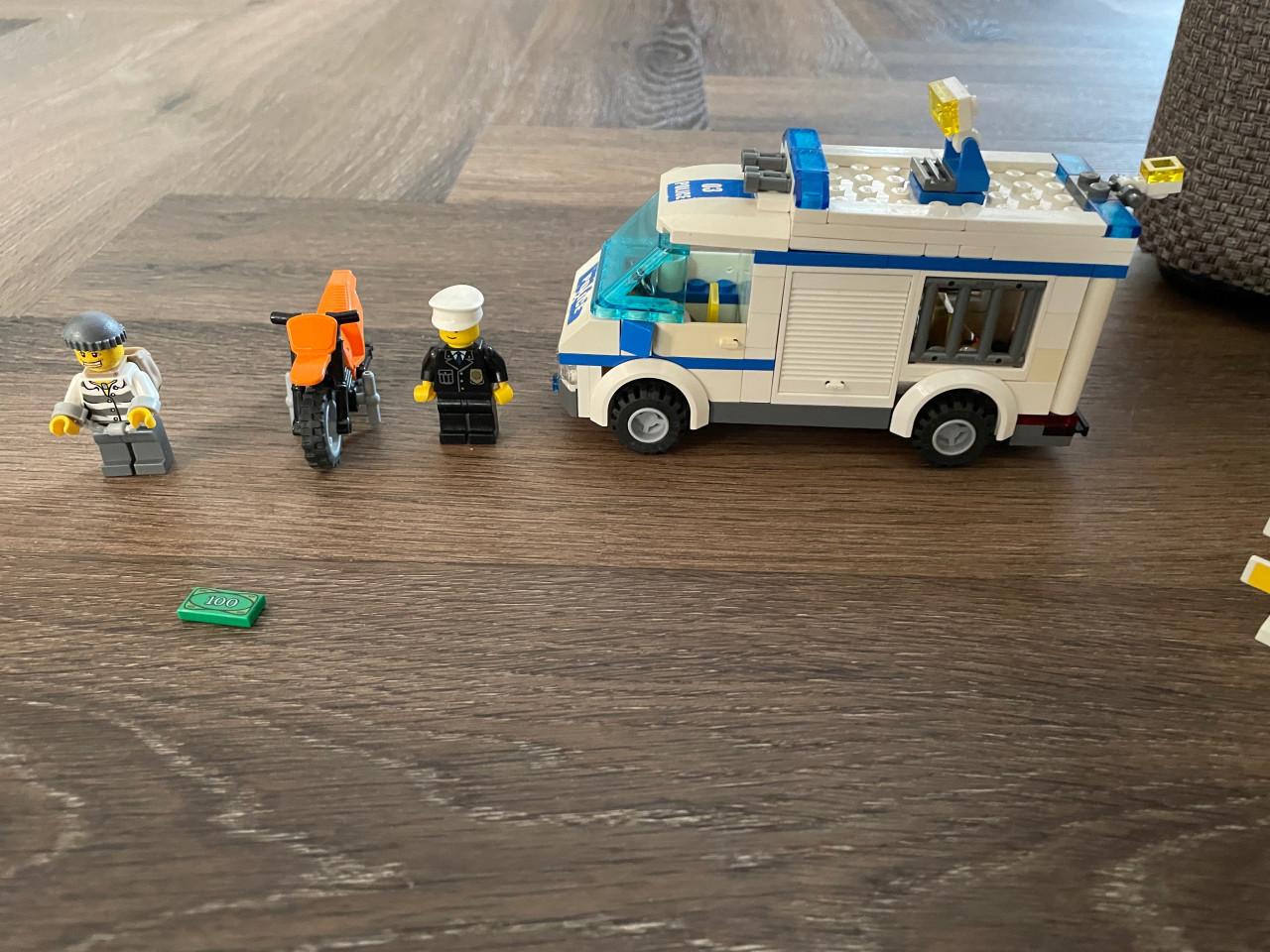 Lego City: Gevangenentransport 7286