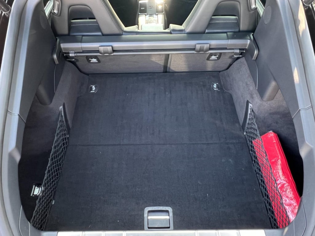 Porsche Panamera schuif/kanteldak, leer, navi, afn. trekhaak enz...