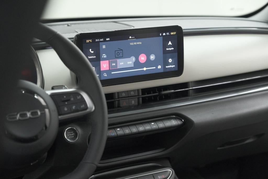 Fiat 600 1.2 hybrid 100 dct6 la prima | camera | adaptieve cruise control |